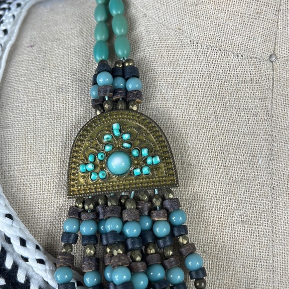 Teal Bohemian Costume Jewelry Necklace - Picture 4 of 8